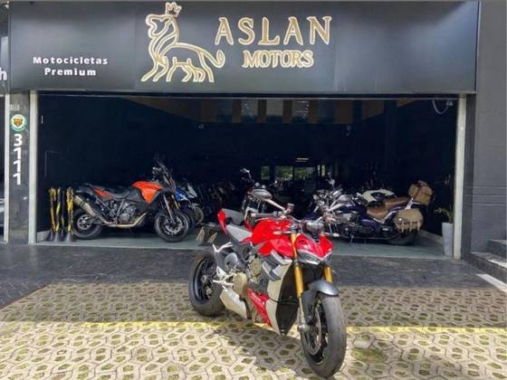DUCATI STREETFIGHTER V4 S 